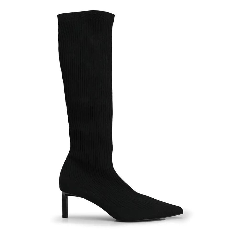 NWT- Zara ribbed fabric heeled boots- S